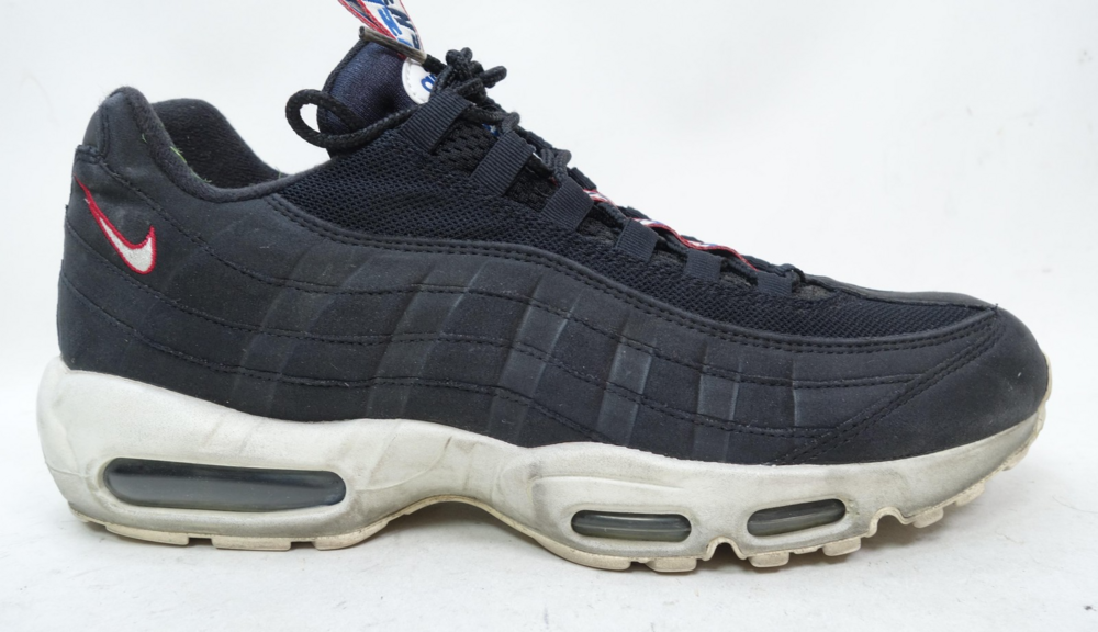 Nike Air Max 95 Pull Tab Sneakers Shoes Men Size 12 Black Running AJ1844-002